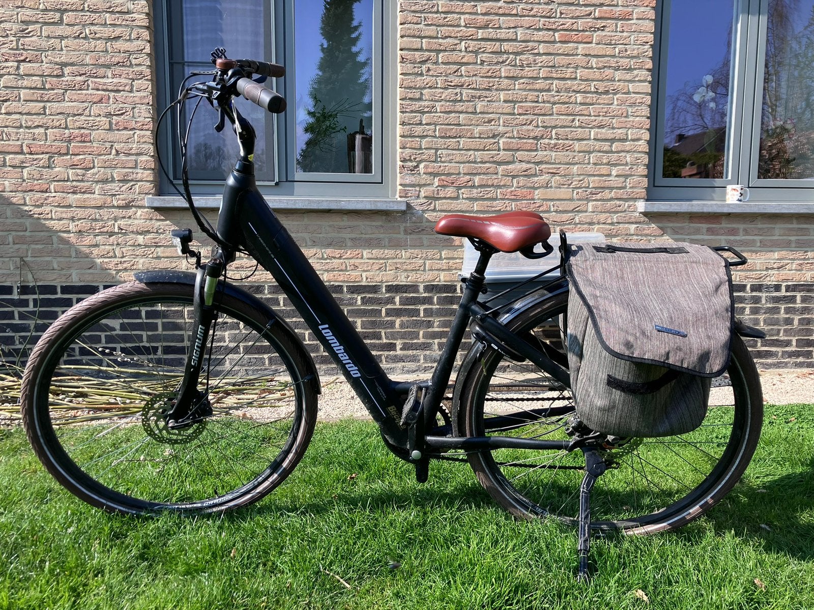 .:: TE KOOP ::., Enlèvement, Comme neuf