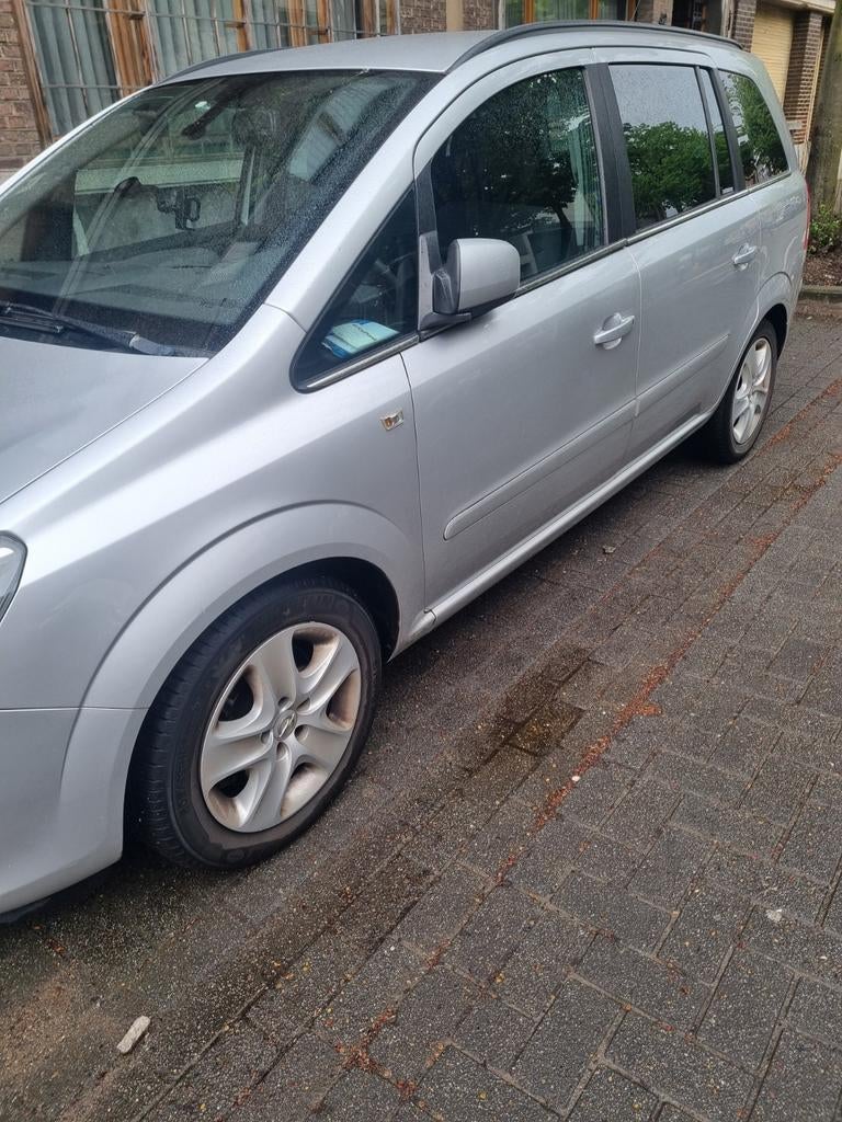 Opel zafira, Voorwielaandrijving, Euro 5, Parkeersensor, 7 zetels