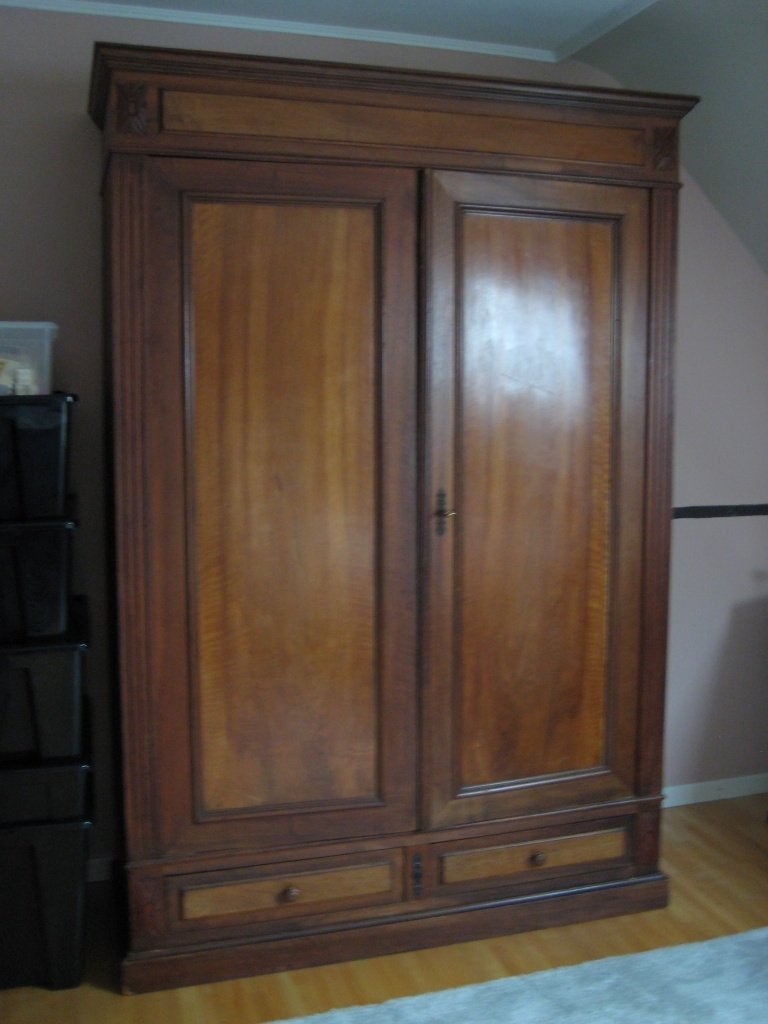Armoire ancienne en bois, Enlèvement