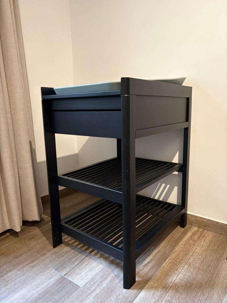 Ververstafel baby in hout (compact model), Kinderen en Baby's, Kinderkamer | Commodes en Kasten, Ophalen, Gebruikt