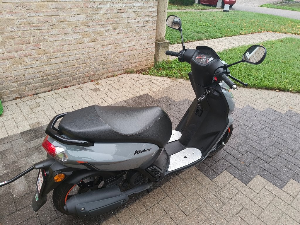 Scooter kisbee klasse B, Vélos & Vélomoteurs, Autres modèles, Comme neuf, Classe B (45 km/h), Enlèvement