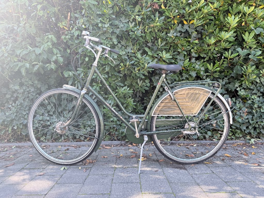 Batavus Bato damesfiets – 28 inch – 3 versnellingen – €60, Fietsen en Brommers, Ophalen, (Extra) lage instap, Batavus, Trommelrem