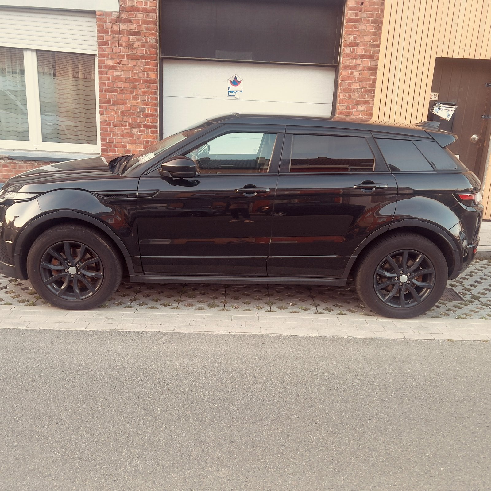 Land Rover Evogue 2016 km 91598, Autos, Particulier, Achat
