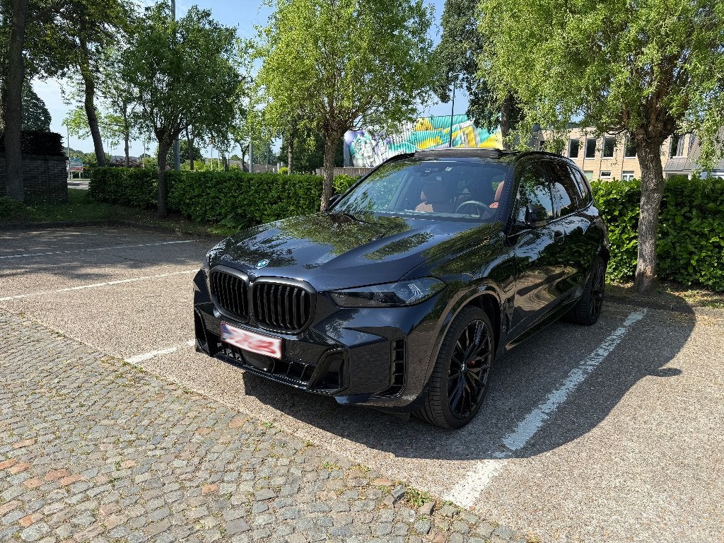 BMW X5 50e - Carbonschwarz - Tartufo, Autos, Achat, Entretenue par le concessionnaire, 5 portes, 6 cylindres