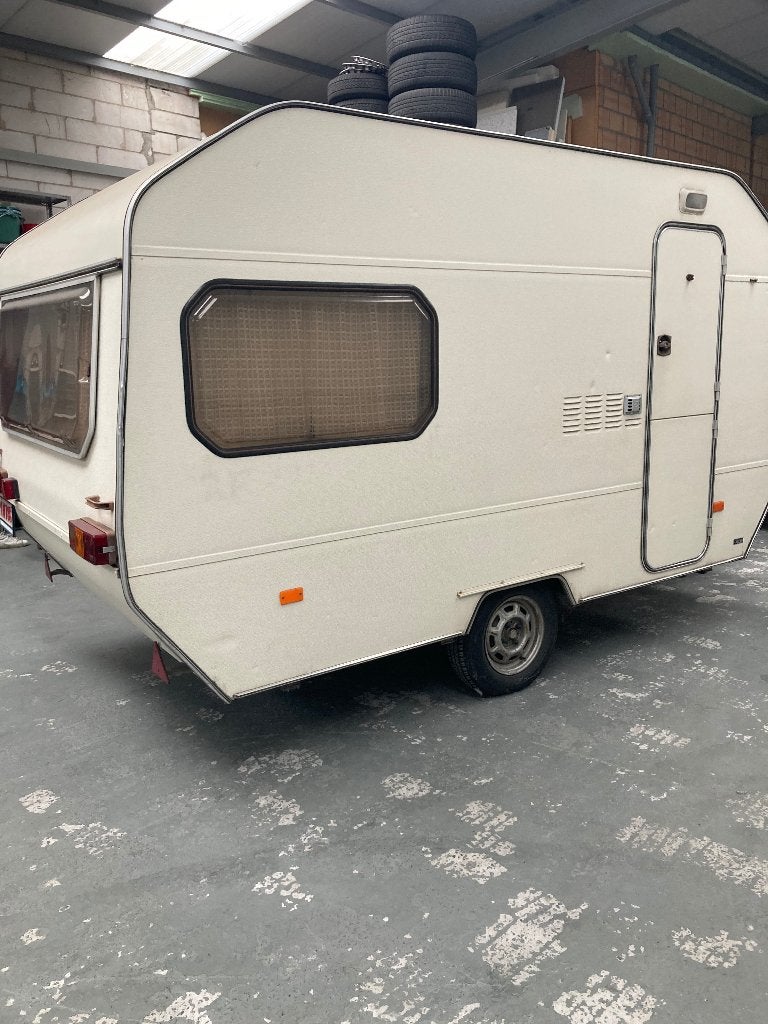 Retro caravan, Caravans en Kamperen, Caravans, Rondzit, Omvormbare zithoek, Particulier, 500 - 750 kg
