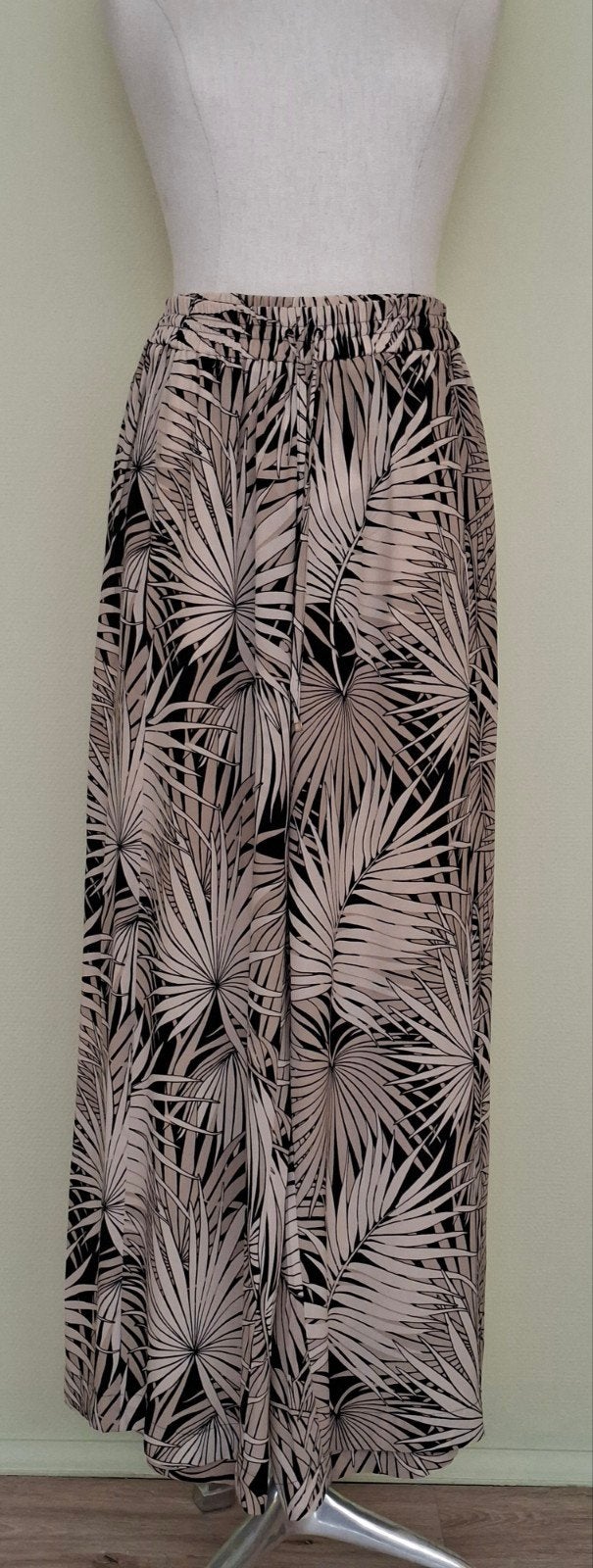 MAX MARA.  (NEW +/_ 220€), Ophalen of Verzenden, Maat 36 (S)