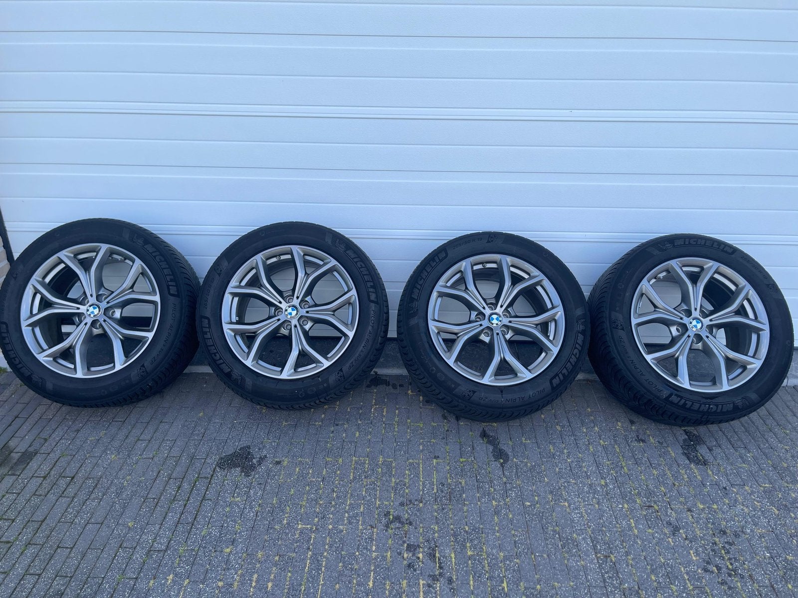 Jantes BMW R19 avec pneus d'hiver, Autos : Pièces & Accessoires, Pneus hiver, Pneu(s), 19 pouces, Enlèvement