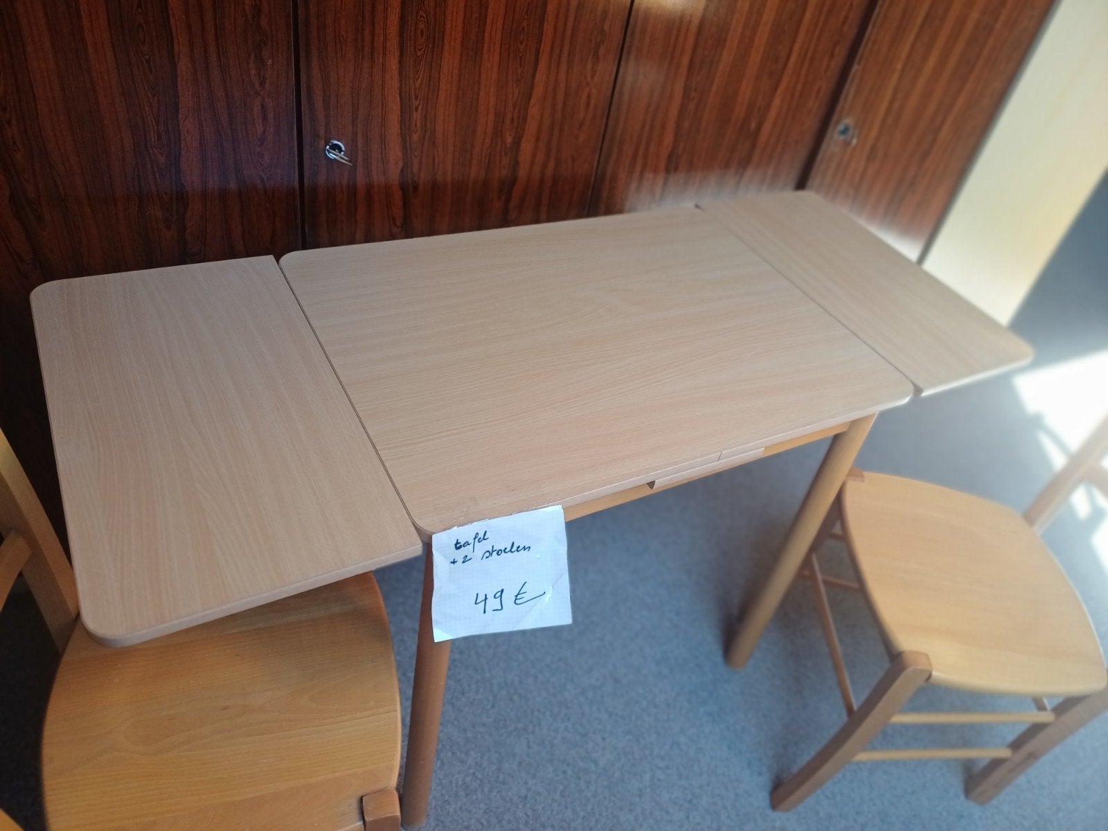 uitschuifbare tafel met stoelen, Tuin en Terras, Tuinsets en Loungesets, Zo goed als nieuw, Hout, Eettafel, Ophalen
