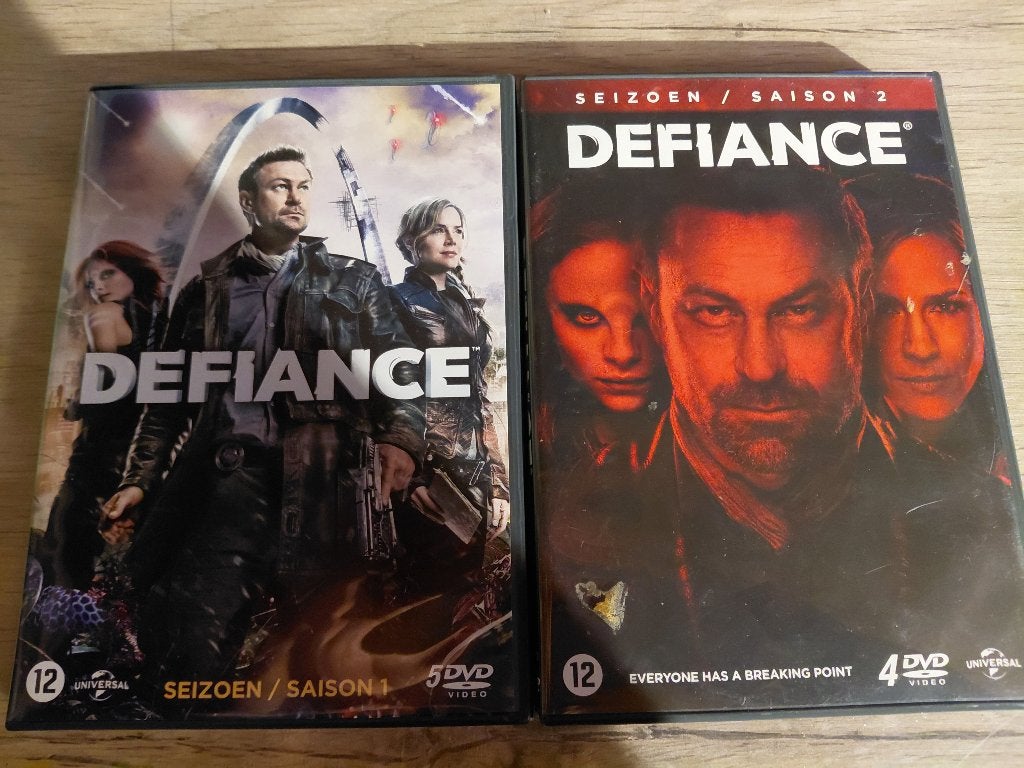 Defiance Seizoen 1+2, Ophalen of Verzenden, Zo goed als nieuw, Seizoen 1