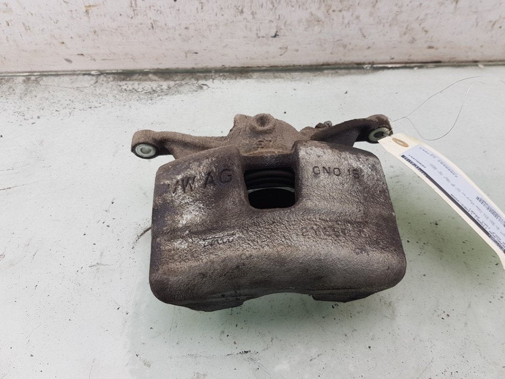 ETRIER DE FREIN AVANT GAUCHE Volkswagen Golf VIII (CD1), Utilisé, Volkswagen