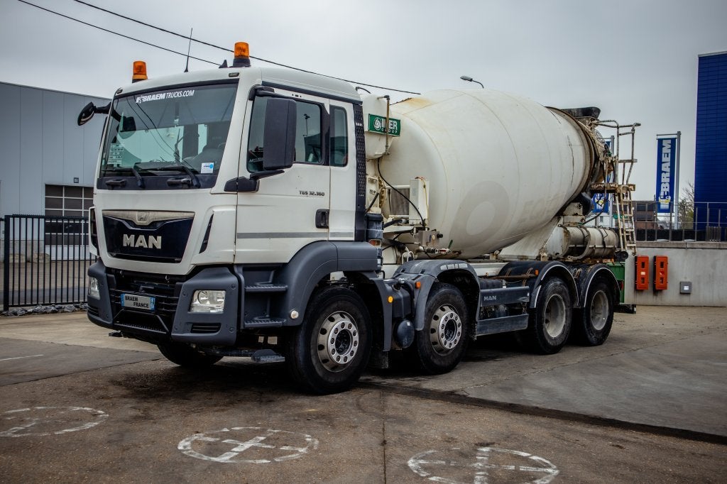 MAN TGS 32.360 BB+MIXER 9M³ (bj 2016), Automaat, Achterwielaandrijving, Wit, Bedrijf