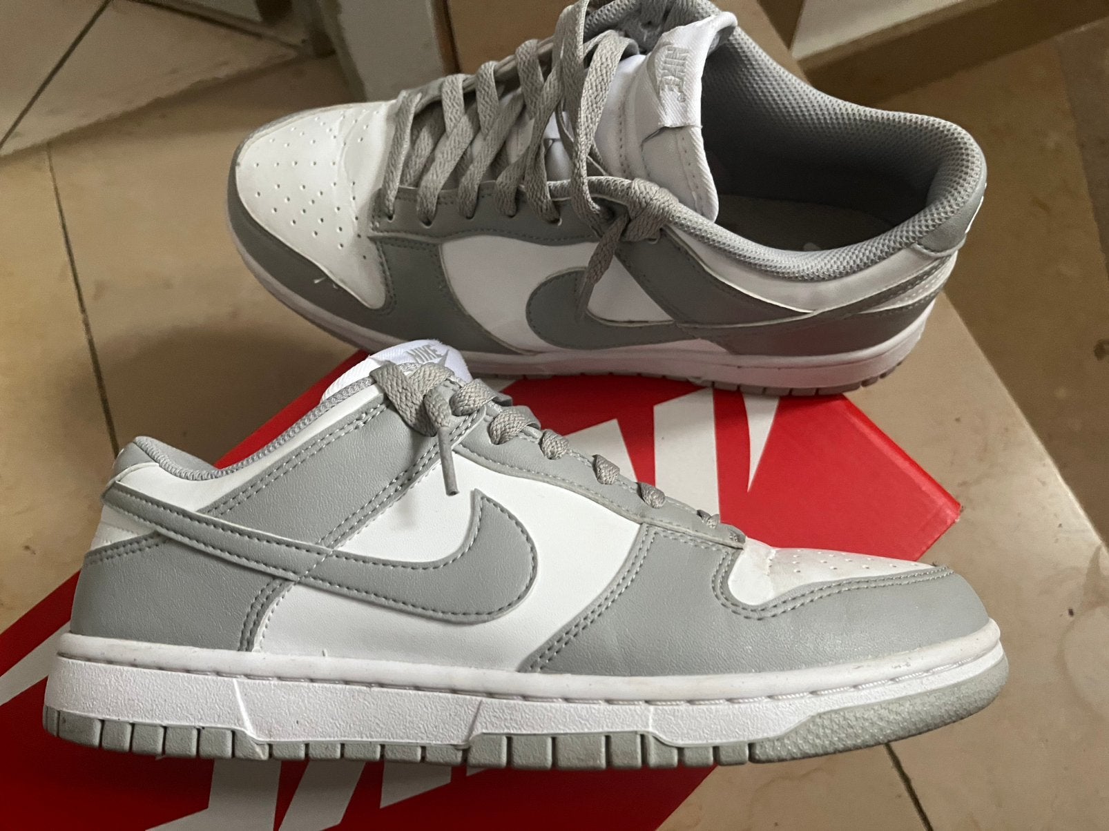 Grijze dunk, Kleding | Heren, Wit, Nieuw, Ophalen of Verzenden, Sneakers