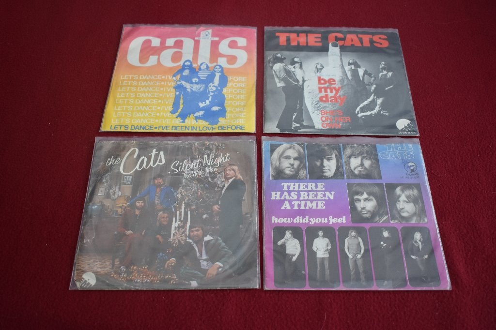45t vinyl Hits van de Nederlandse groep "THE CATS, Enlèvement ou Envoi, Comme neuf, 7 inch, Pop