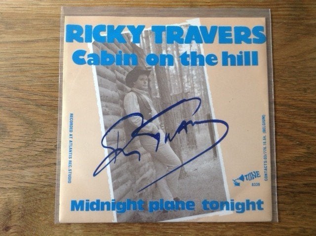 single ricky travers, CD & DVD, Vinyles Singles, Enlèvement ou Envoi, 7 inch, Housse de protection extérieure, Rock et Metal