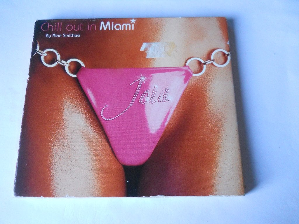 CD - CHILL OUT IN MIAMI, Cd's en Dvd's, Ambiënt of Lounge, Ophalen of Verzenden, Zo goed als nieuw, Verzamelalbum