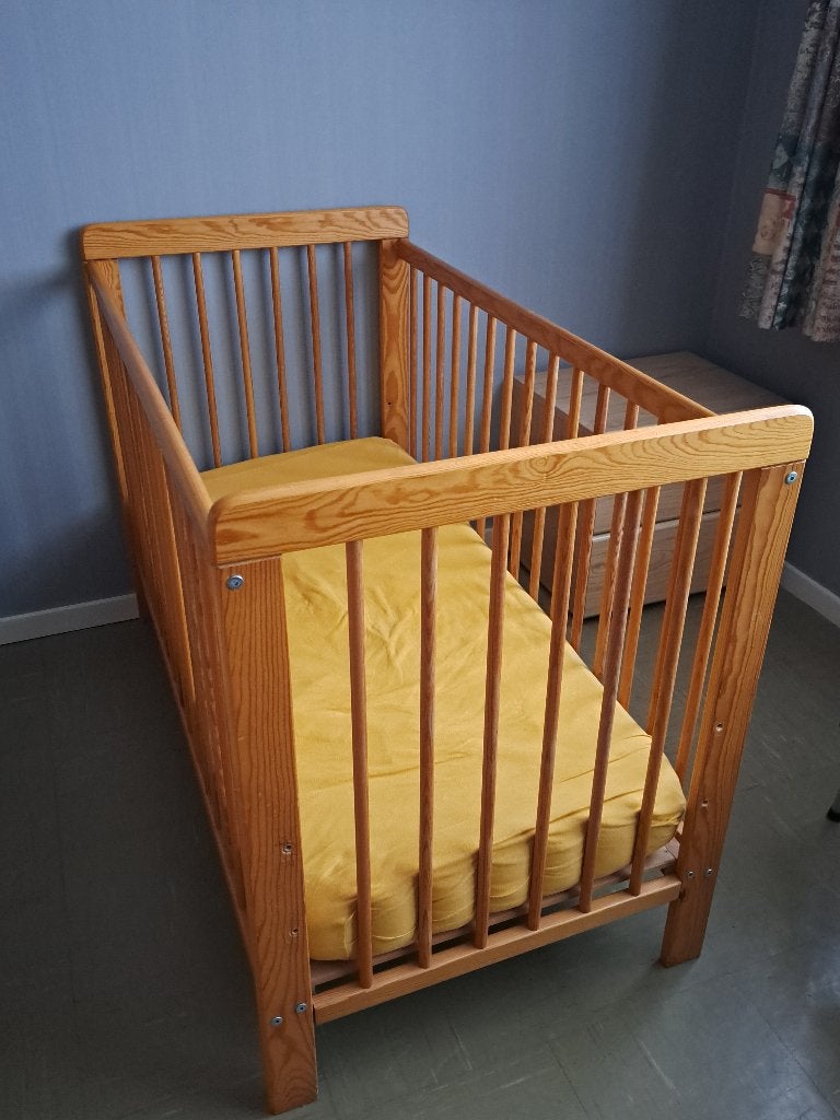 kinderbed, Sommier à lattes, Moins de 70 cm, Enlèvement, Utilisé