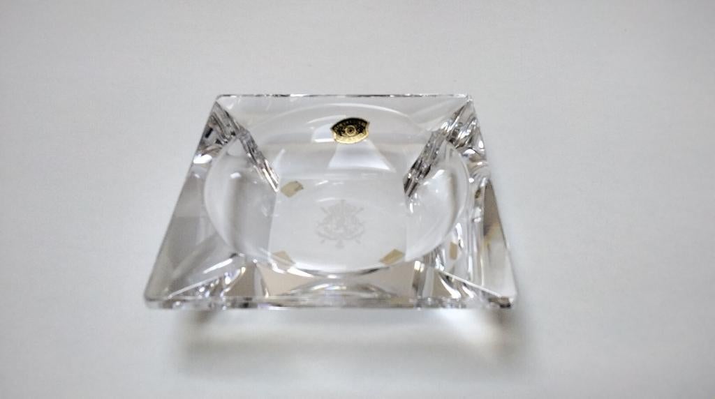 Cristal, Antiquités & Art, Enlèvement