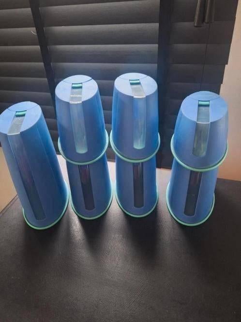 7Boîtes de conservation Tupperware avec fenêtre/bec verseur, Enlèvement ou Envoi, Utilisé, Bleu, Boîte