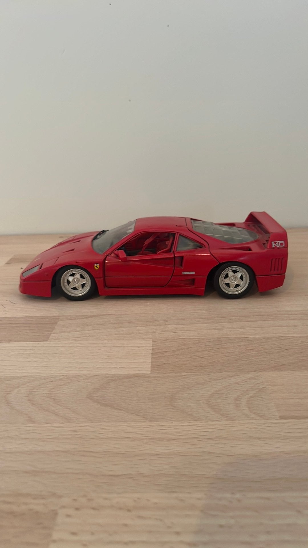 Ferrari F40 tonka, Hobby & Loisirs créatifs, Enlèvement, Comme neuf