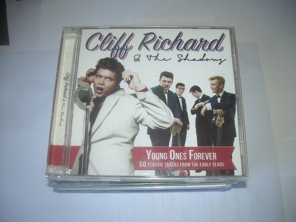 2 CD - CLIFF RICHARD ET LES OMBRES, Enlèvement ou Envoi, Pop, Premier pressage, Comme neuf