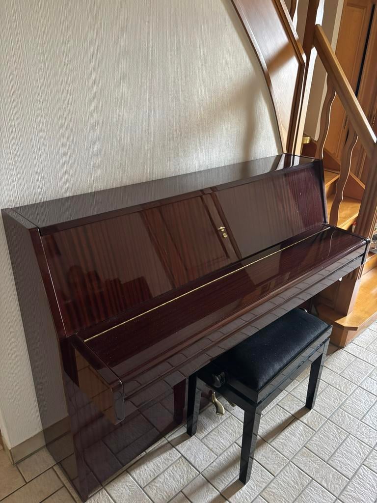 Piano droit Yamaha M15 en acajou - accordé - 950 €, Musique & Instruments, Pianos, Brillant, Comme neuf, Brun, Enlèvement