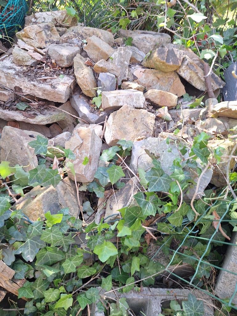 A donner: pierres de pays, Jardin & Terrasse, Enlèvement, Utilisé
