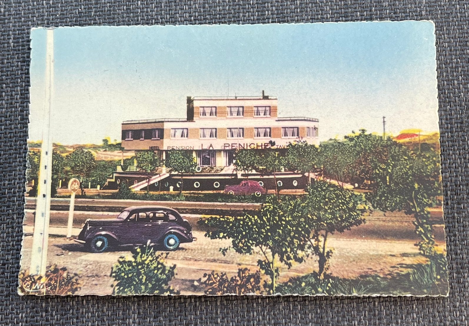 Hotel-Pension "La Péniche" in Coxyde-Bains (Koksijde-Bad)., Verzamelen, Postkaarten | België, Ophalen of Verzenden