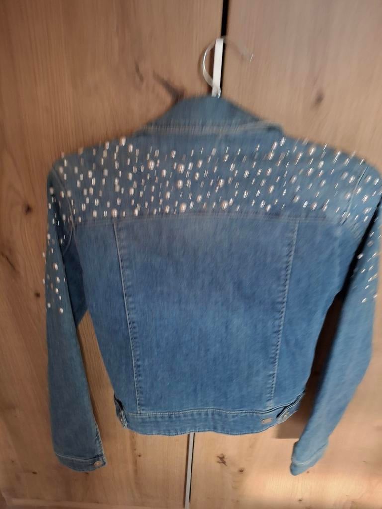 Jeansvestje met parels. Maat 164/14jaar, Ophalen, Zo goed als nieuw, Charlie, Meisje
