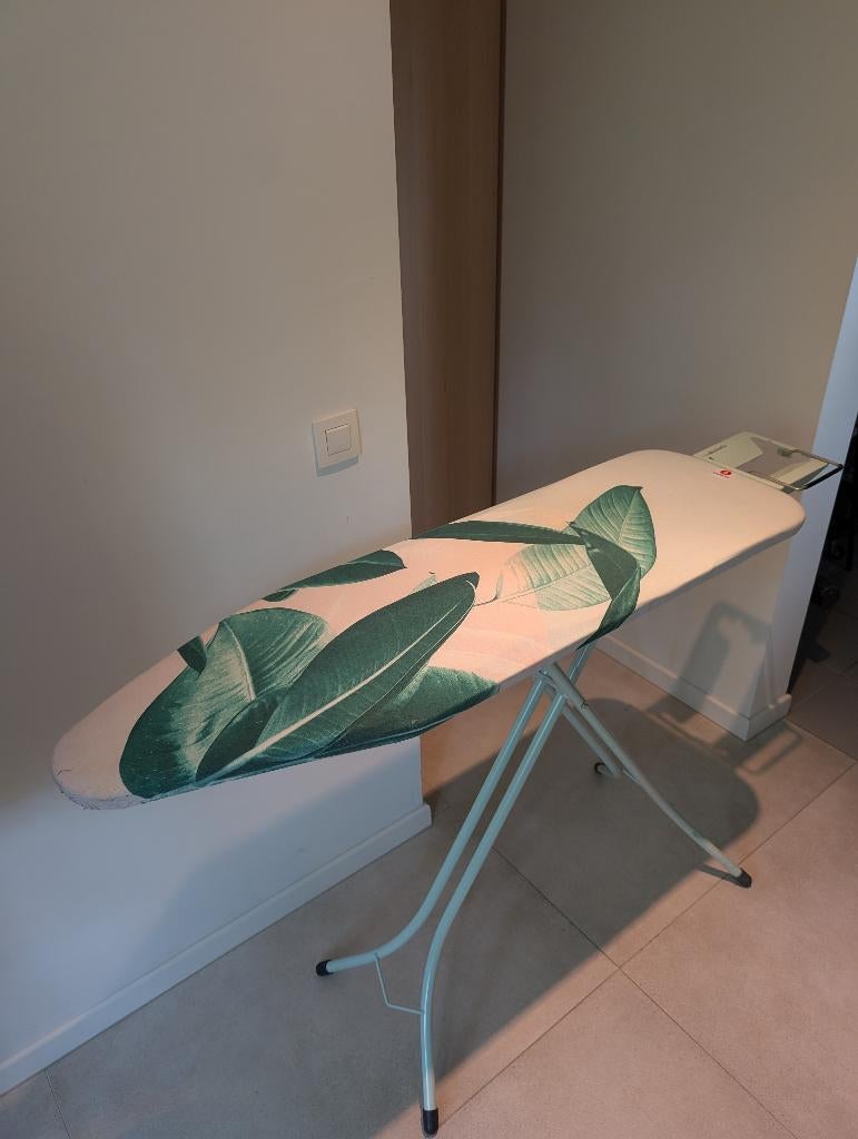 Brabantia Strijkplank, Elektronische apparatuur, Strijkijzers en Strijkplanken, Gebruikt, Strijkijzer met snoer, Ophalen