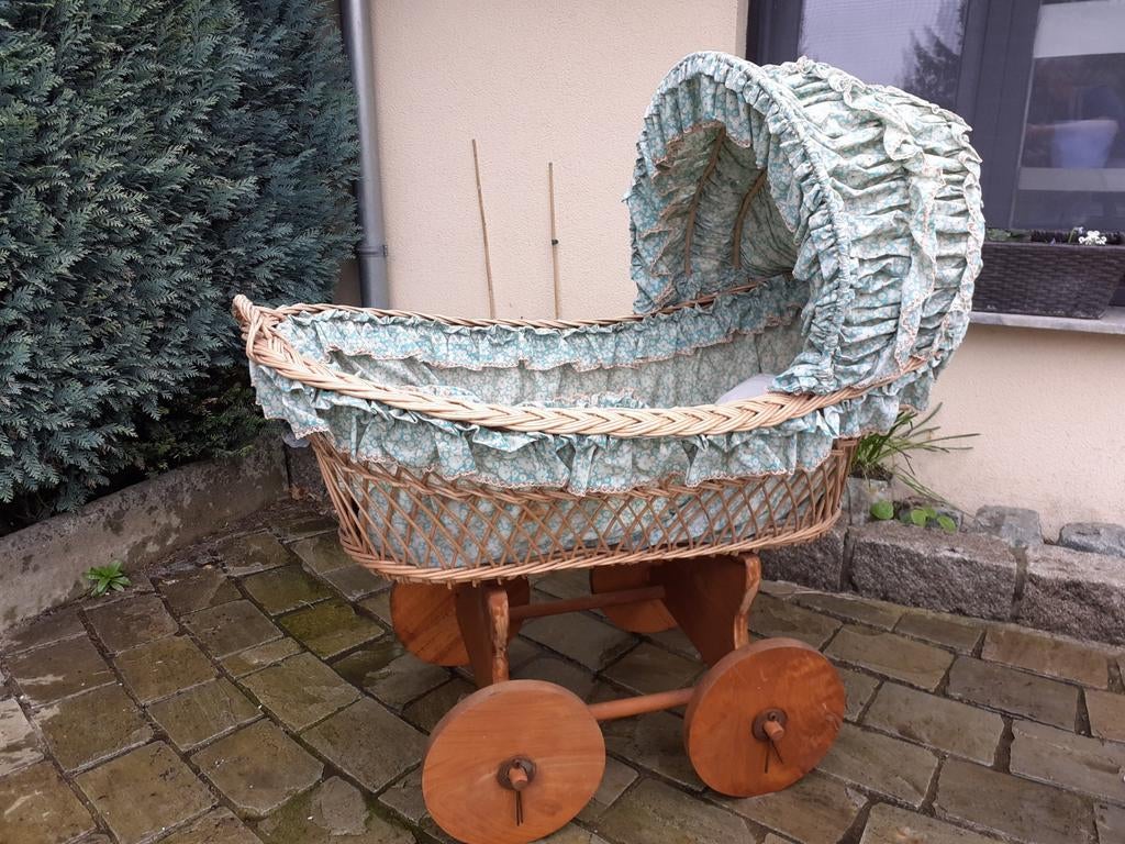 Berceau en Osier.Vintage., Enfants & Bébés, Berceaux & Lits, Enlèvement, Berceau