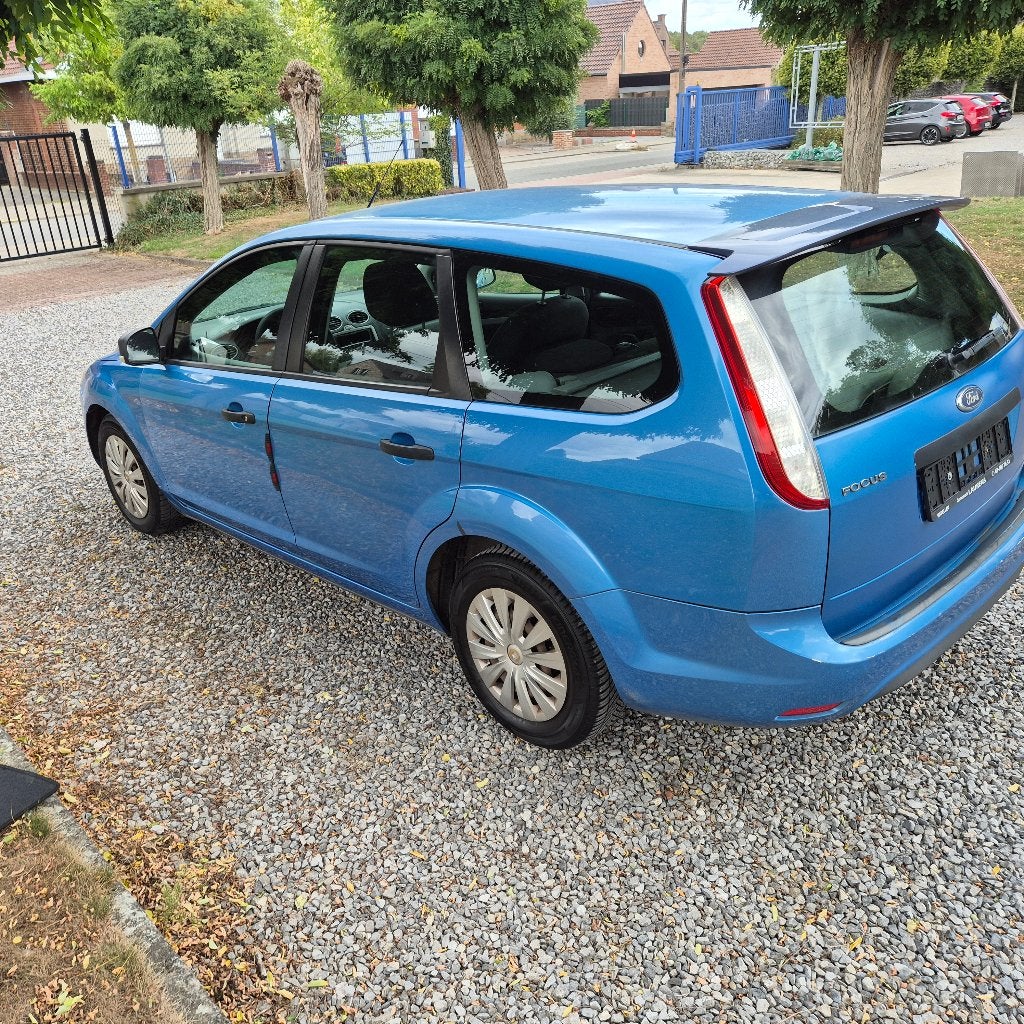 Ford Focus 1.4i Prêt à immatriculé, Autos, Focus, Achat, Entreprise, Boîte manuelle