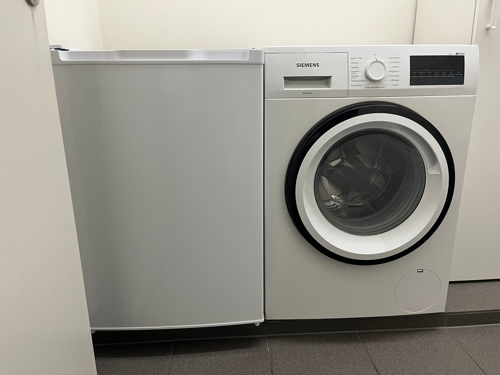Siemens iQ300 Wasmachine 8kg – Zeer goede staat, Elektronische apparatuur, Wasmachines, Ophalen, Zo goed als nieuw