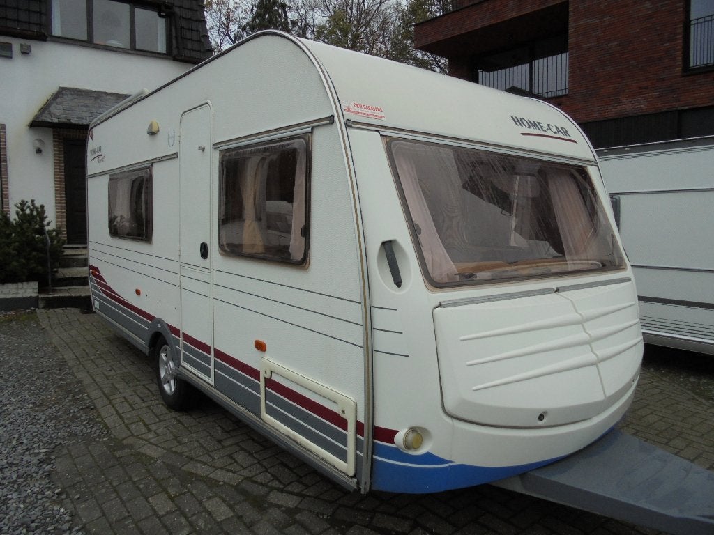 Home Car Racer 48, facelift model 2007, 5 bedden , voortent, Caravans en Kamperen, Caravans, Particulier, tot en met 5, 1000 - 1250 kg
