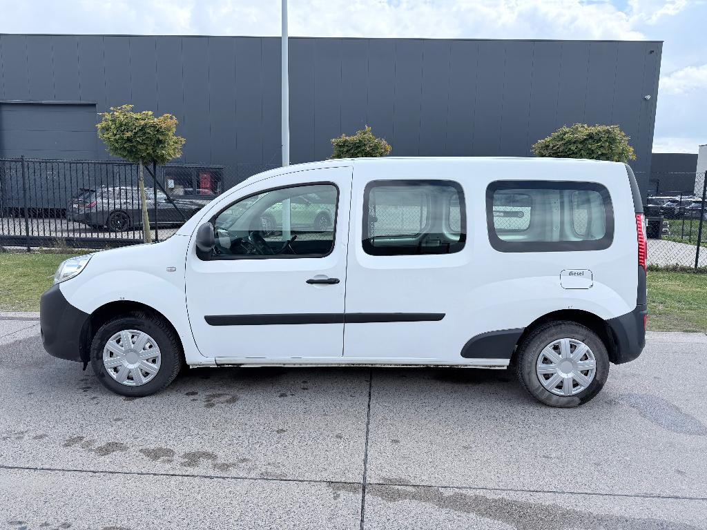 kangoo maxi L2/2020/Diesel/Lez ok 2030 5413,22 €/hors TVA, Autos, Camionnettes & Utilitaires, Achat, Euro 6, Entreprise, Entretenue par le concessionnaire