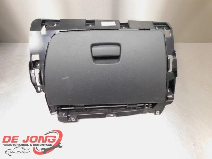 Boîte à gants d'un BMW X1, -, 3 mois de garantie, Utilisé, -