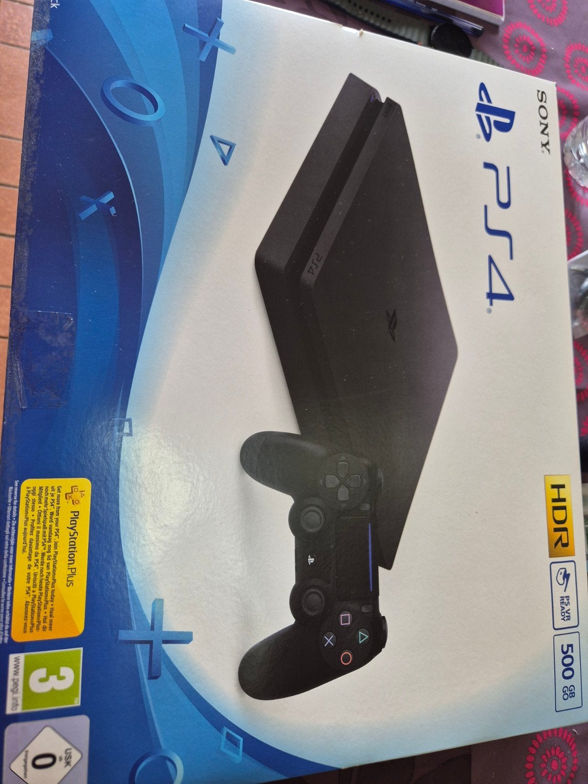 PlayStation 4 Slim avec 4 jeux pour 100 euros, Enlèvement, Slim