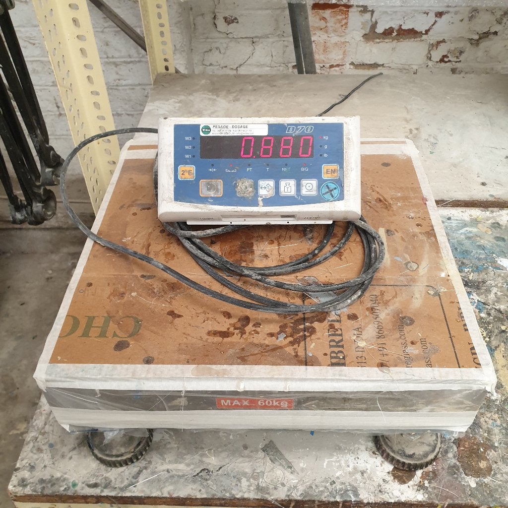 Balance pro - 60kg, Enlèvement, Utilisé
