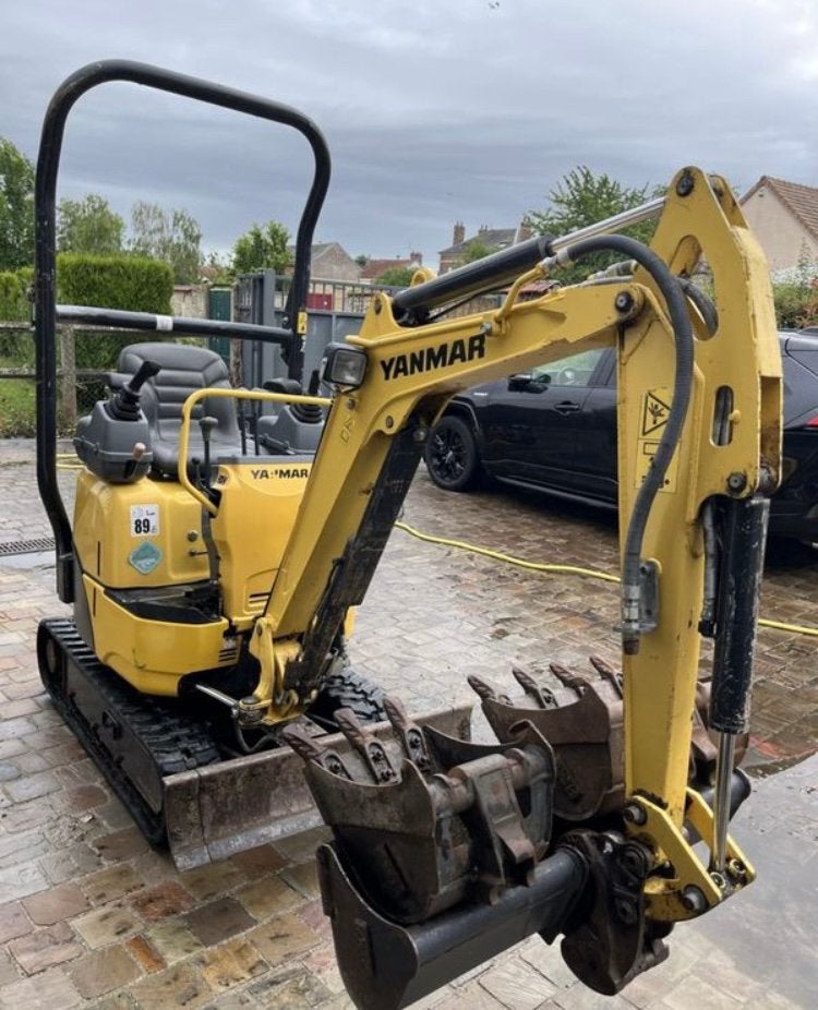 Pelle yanmar vio 12 1200kg, Enlèvement, Pelle
