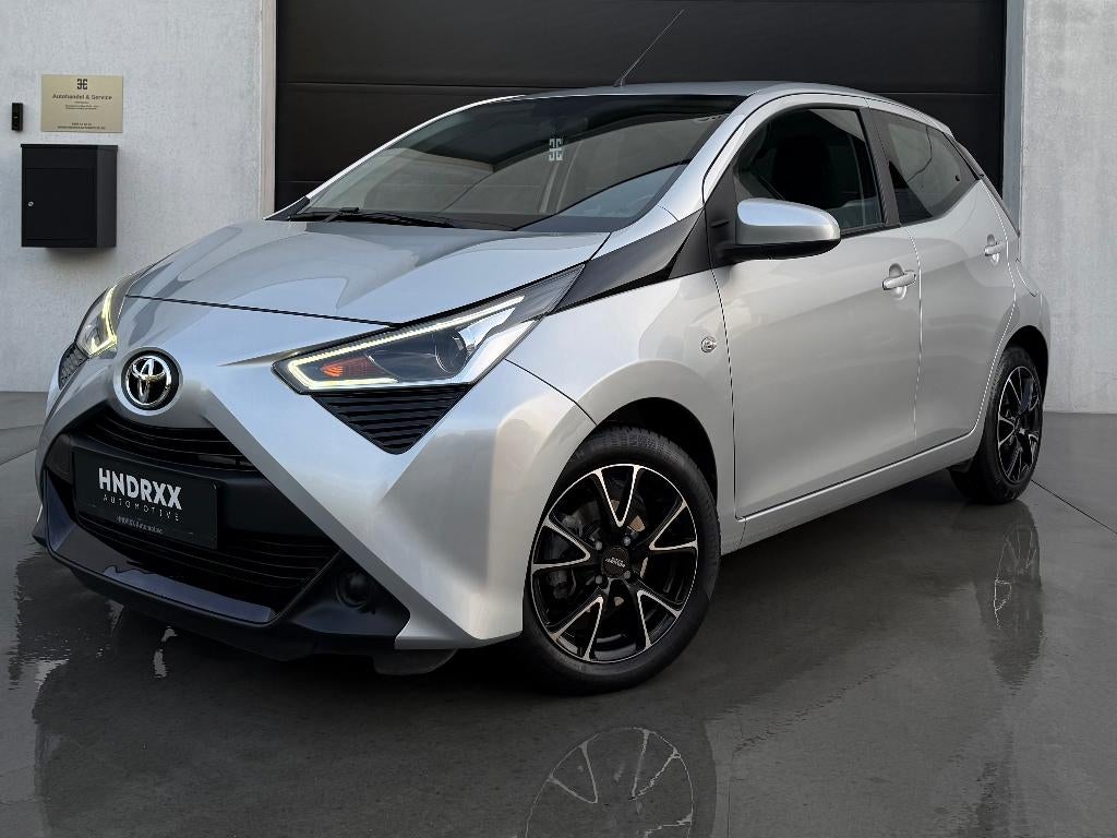 Toyota Aygo 1.0i Automaat - CarPlay - Camera - Garantie, Auto's, Toyota, Stof, 5 zetels, 5 deurs, 3 cilinders