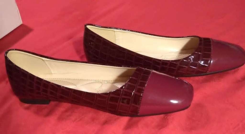 bordeaux dames schoenen maat 40 NIET gedragen geweest NIEUW, Kleding | Dames, Ophalen of Verzenden