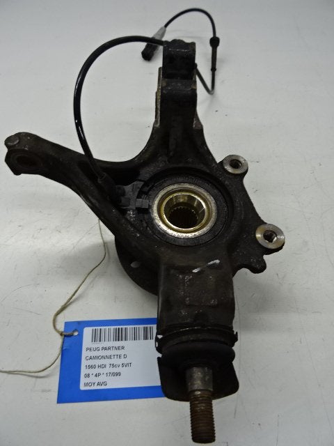 MOYEU DE ROUE AVANT GAUCHE Partner (GC / GF / GG / GJ / GK), Utilisé, Peugeot