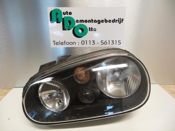 Phare gauche d'un Volkswagen Golf (Golf 97-), Volkswagen, -, 3 mois de garantie, Utilisé