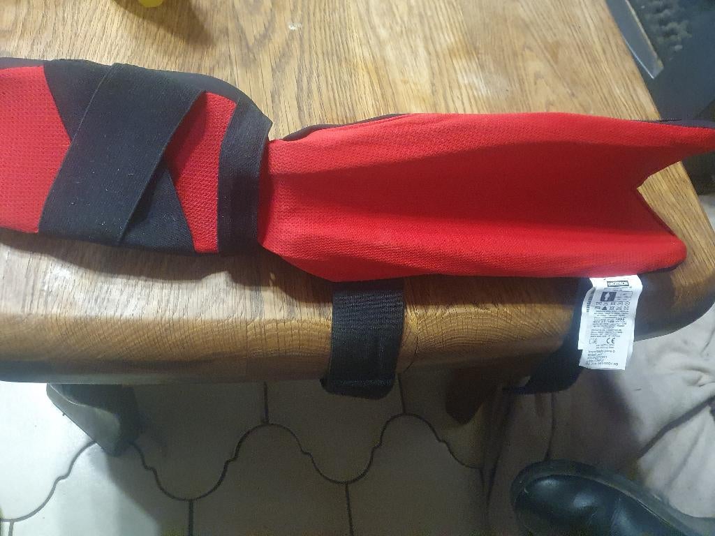 Gand de boxe protege tibia etat impeccable, Ophalen, Zo goed als nieuw, Bokshandschoenen