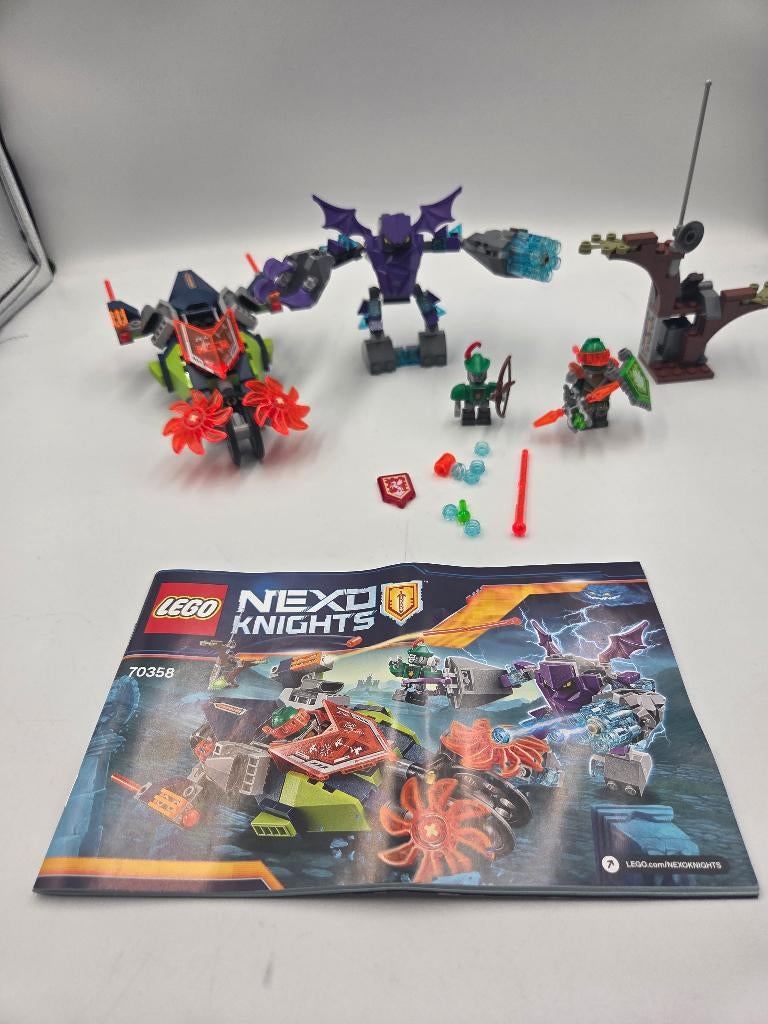 Lego Nexo Knights 70358 Aaron's Stone Destroyer, Overige thema's, Lego, Ophalen of Verzenden, Zo goed als nieuw