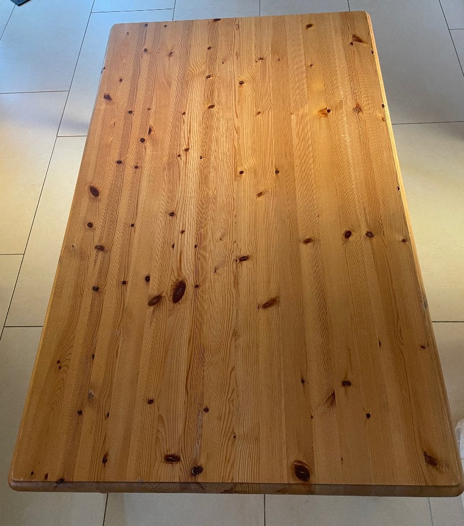 Table basse en pin, 100 à 150 cm, Enlèvement, Utilisé, 50 à 100 cm