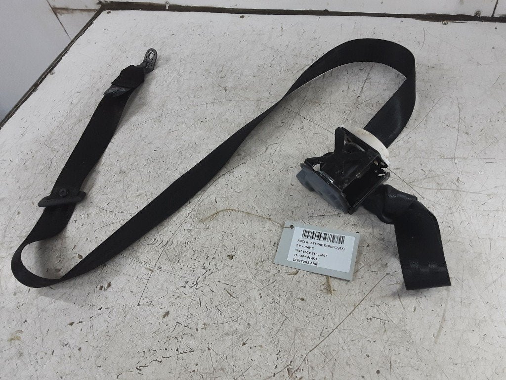CEINTURE DE SECURITE ARRIERE GAUCHE Audi A1 (8X1 / 8XK), Mevr. I. Hauben, Audi, Utilisé, Rue de l'Espoir 34 34
4030  GRIVEGNÉE, BE