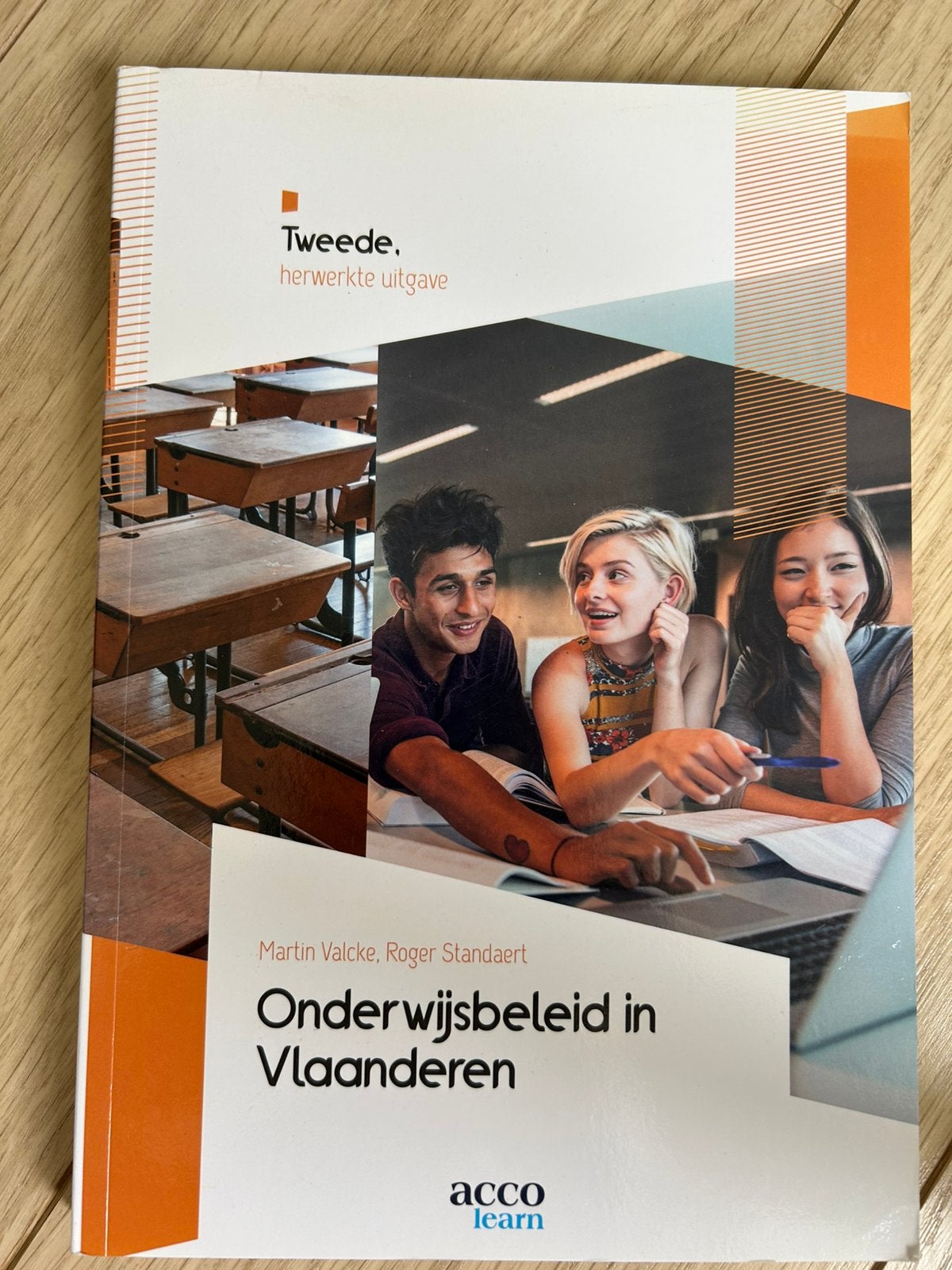 Martin Valcke - Onderwijsbeleid in Vlaanderen, Boeken, Ophalen of Verzenden, Martin Valcke; Roger Standaert