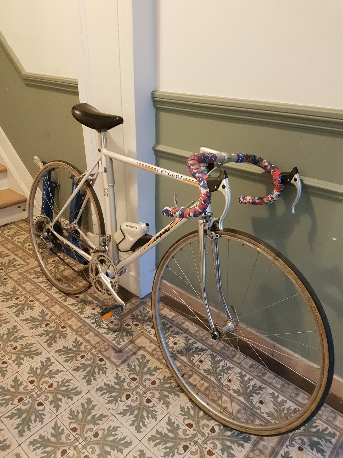 Joli vélo de course Peugeot rétro 12 V (54 cm), Hobby & Loisirs créatifs, Rouets & Filature, Enlèvement