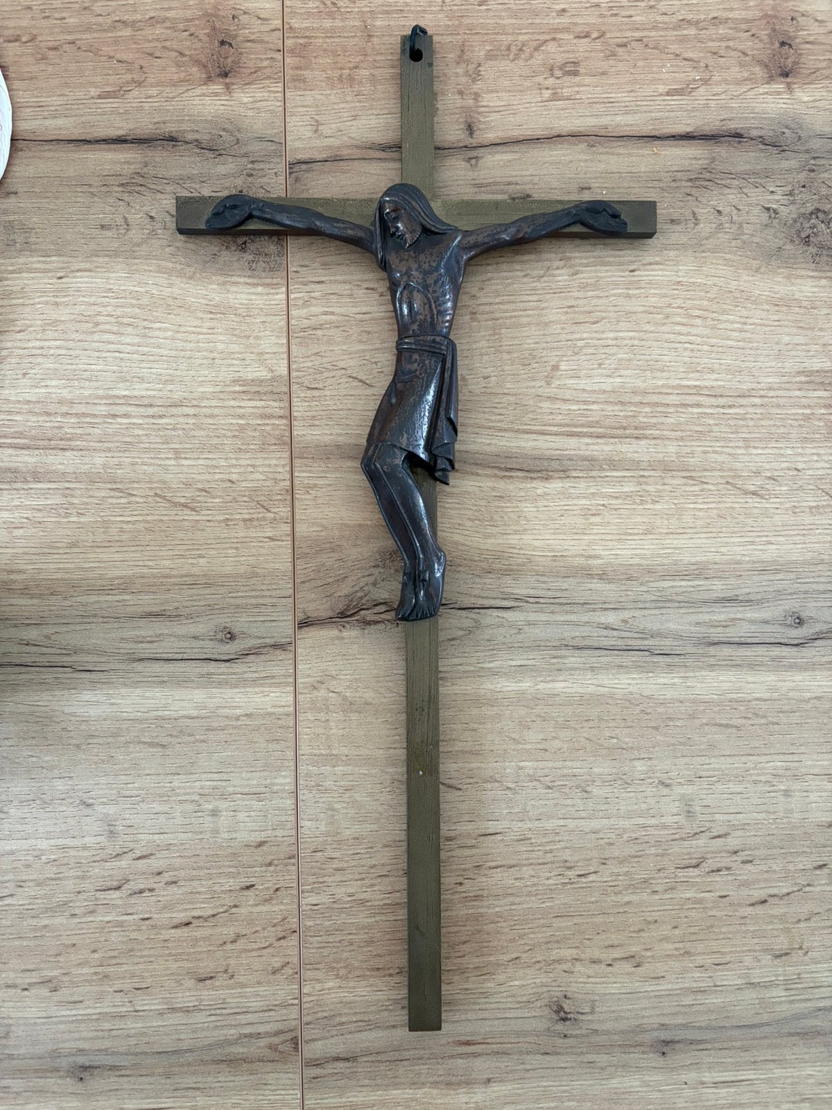 Ancien Grand Crucifix Art Déco / Moderne en Bronze et Laiton, Enlèvement ou Envoi, Utilisé