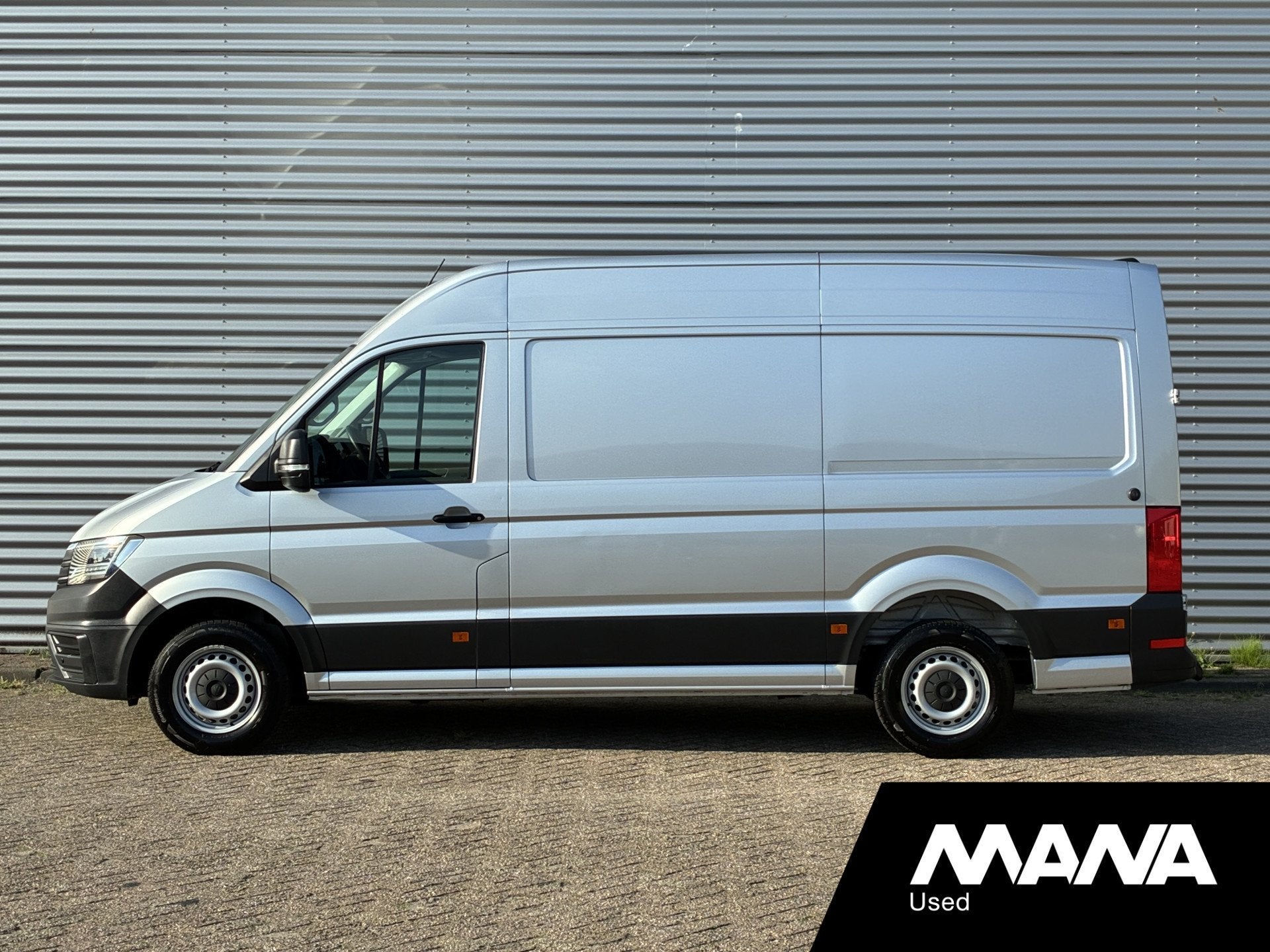 Volkswagen Crafter 35 2.0 TDI L3H3 177pk Automaat LED Standk, Autos, 177 ch, Argent ou Gris, Entreprise, Noir